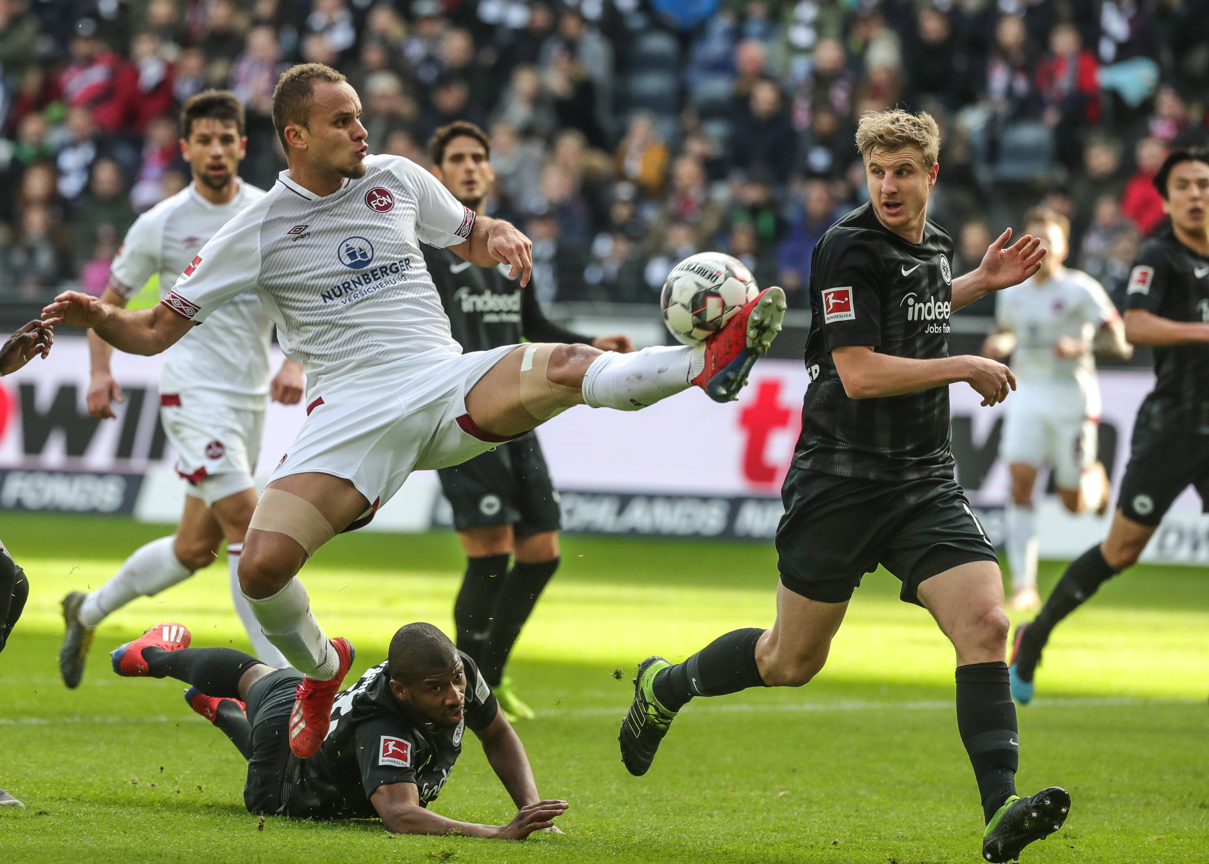 赖斯独中两元 枪手逆转伯恩茅斯