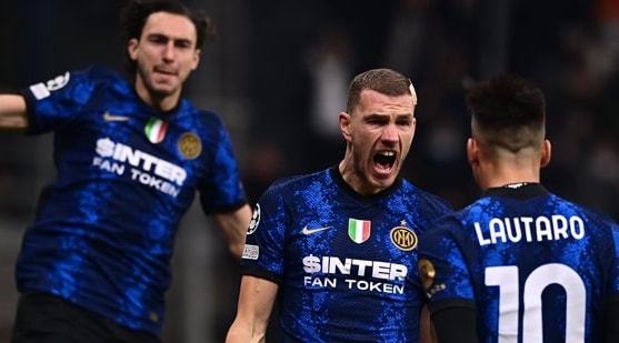 鄢手骐妙传 布朗快攻上篮得手