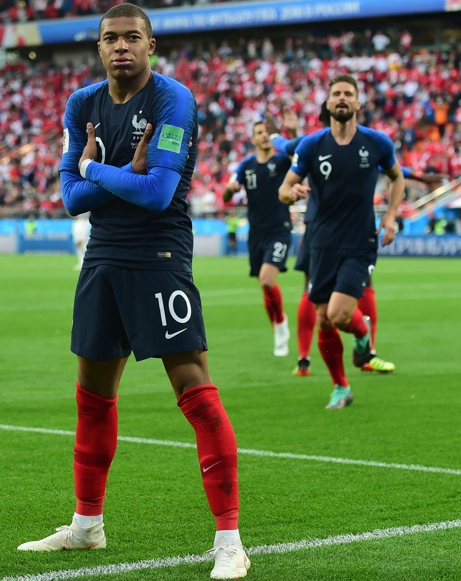 曼城后防棋局：格伊加盟背后的战略纵深与未雨绸缪，等新中场来？